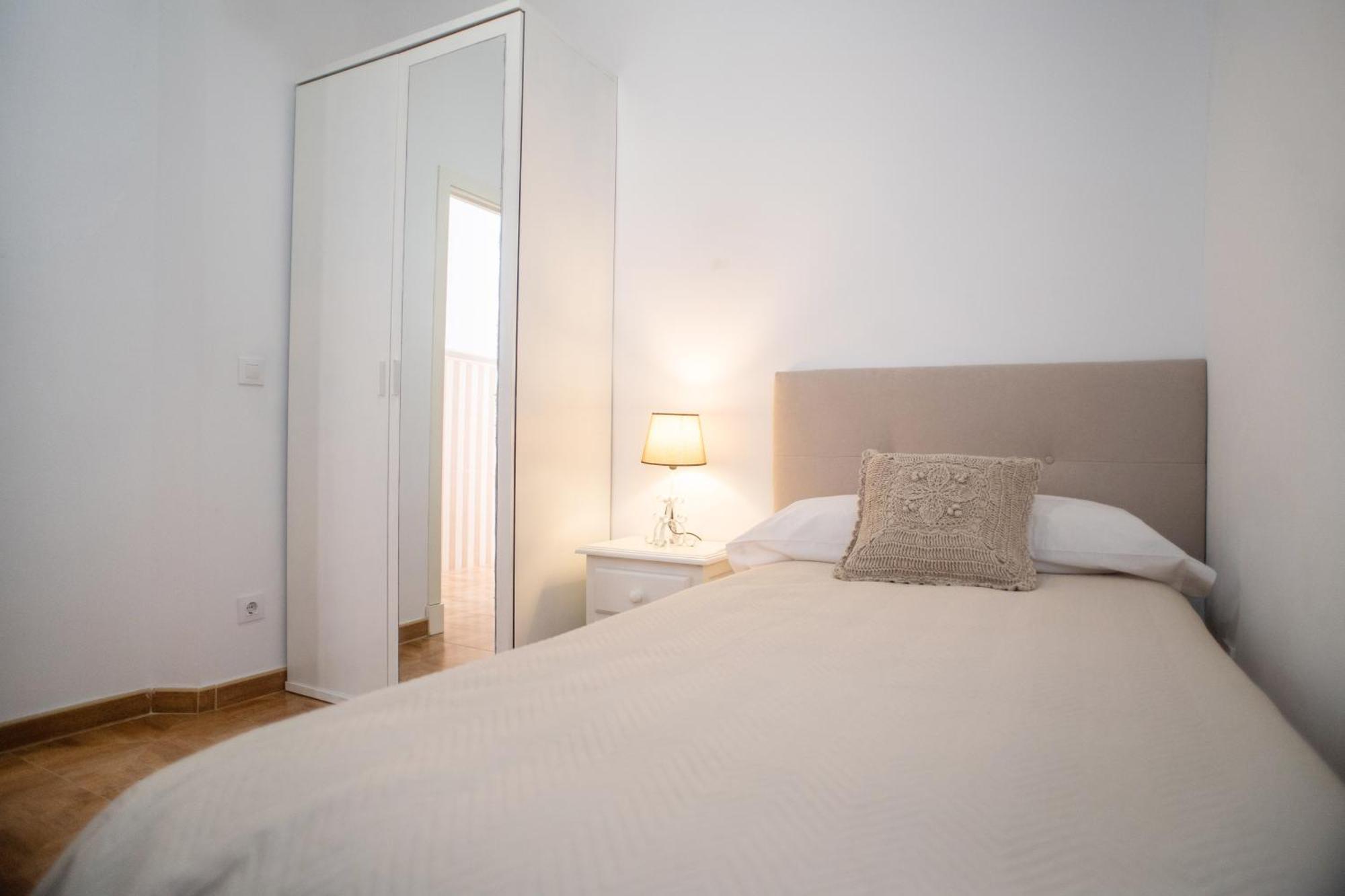 Apartamento Encarnacion Playa Caleta Cádis Exterior foto